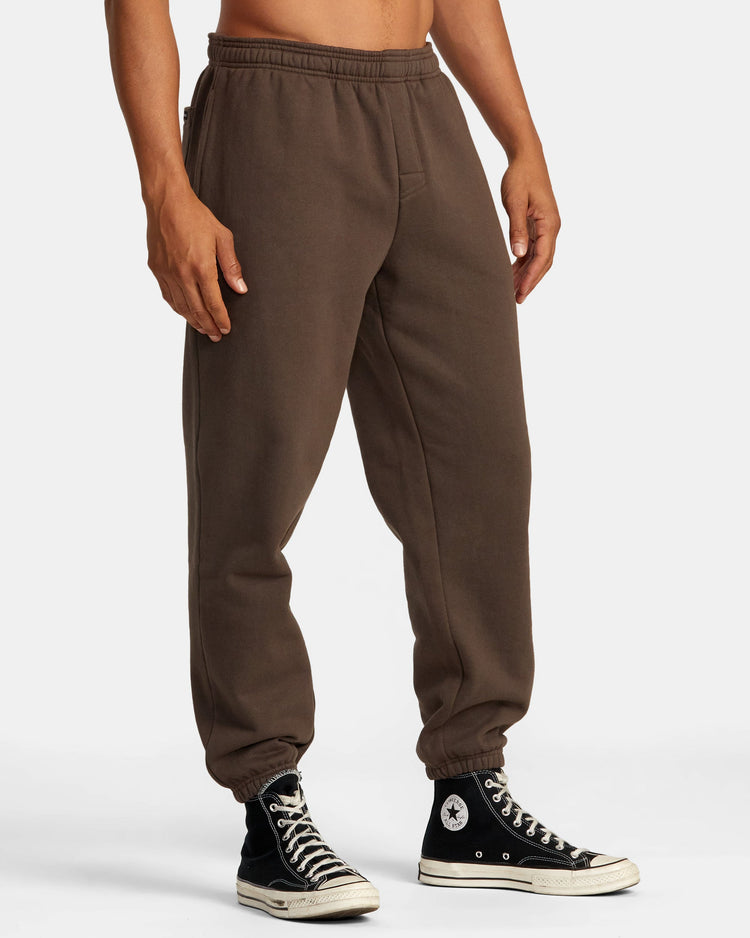 VA Essential Joggers - Mocha