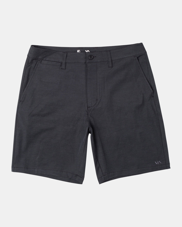 Boys Back In Hybrid 19" Shorts - Black