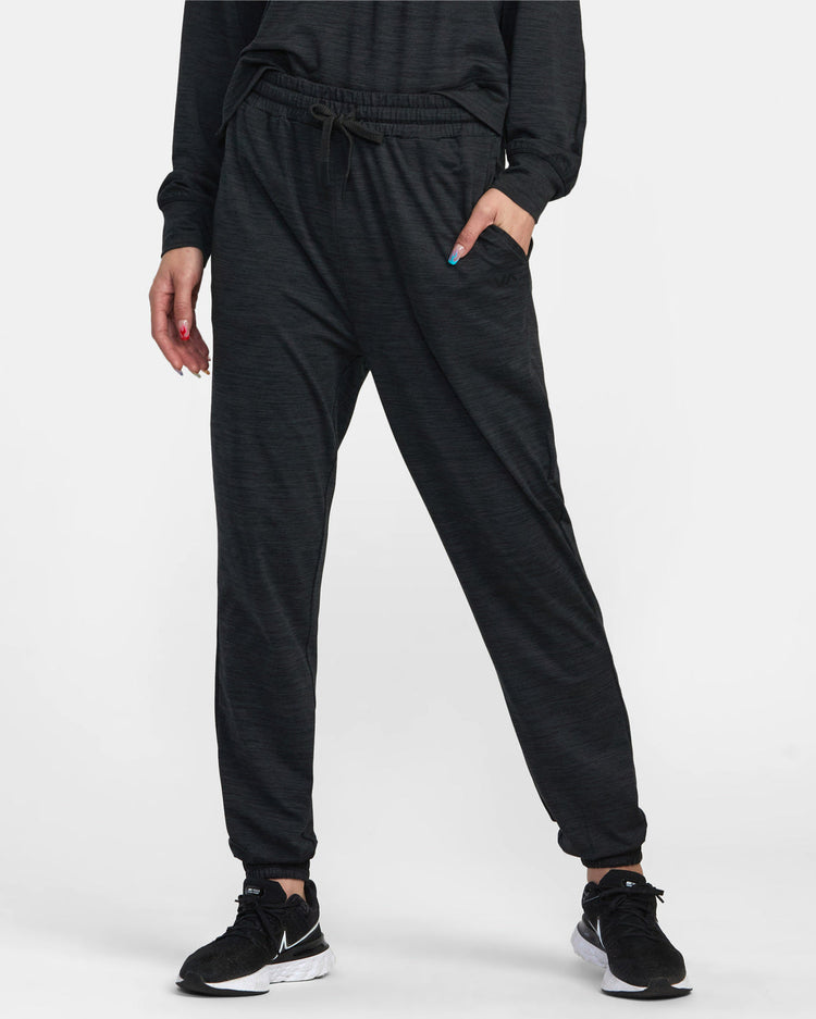 VA Sport C-Able Joggers - Black