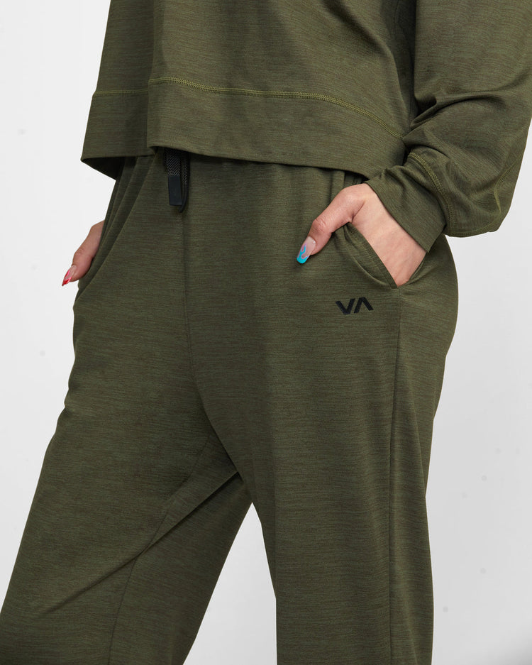 VA Sport C-Able Joggers - Olive