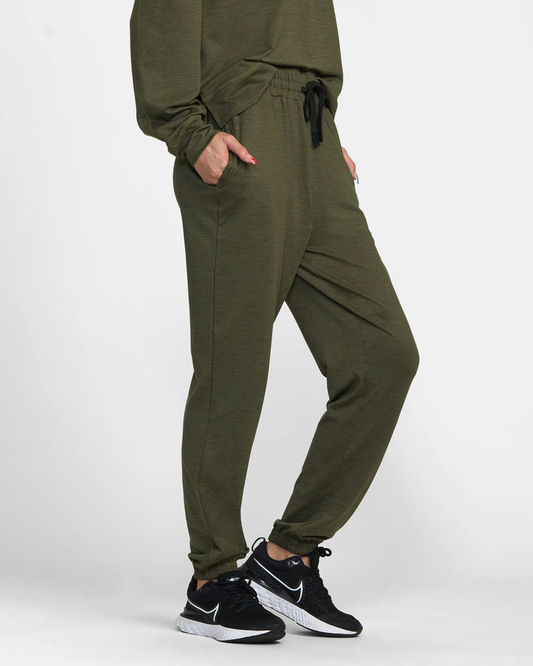 VA Sport C-Able Joggers - Olive