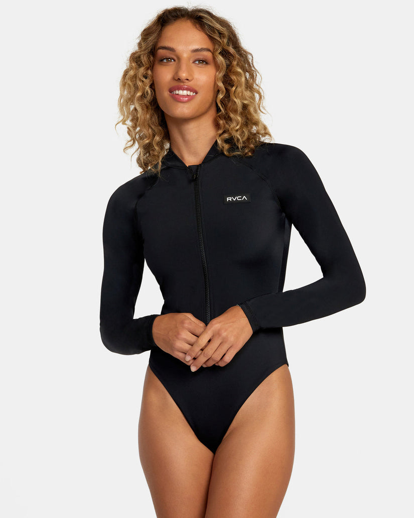 VA Sport Essential One-Piece Swimsuit - Black
