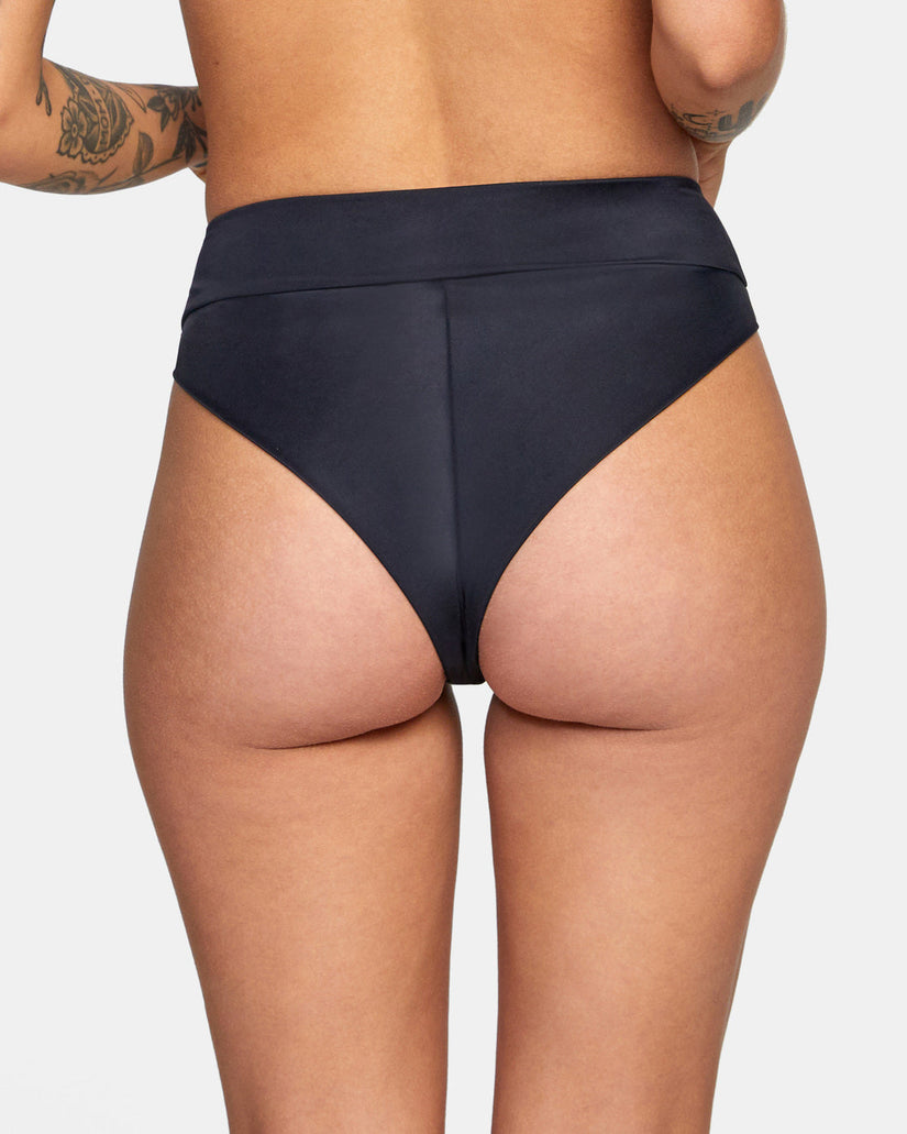 High-Rise Cheeky Bikini Bottoms - Black