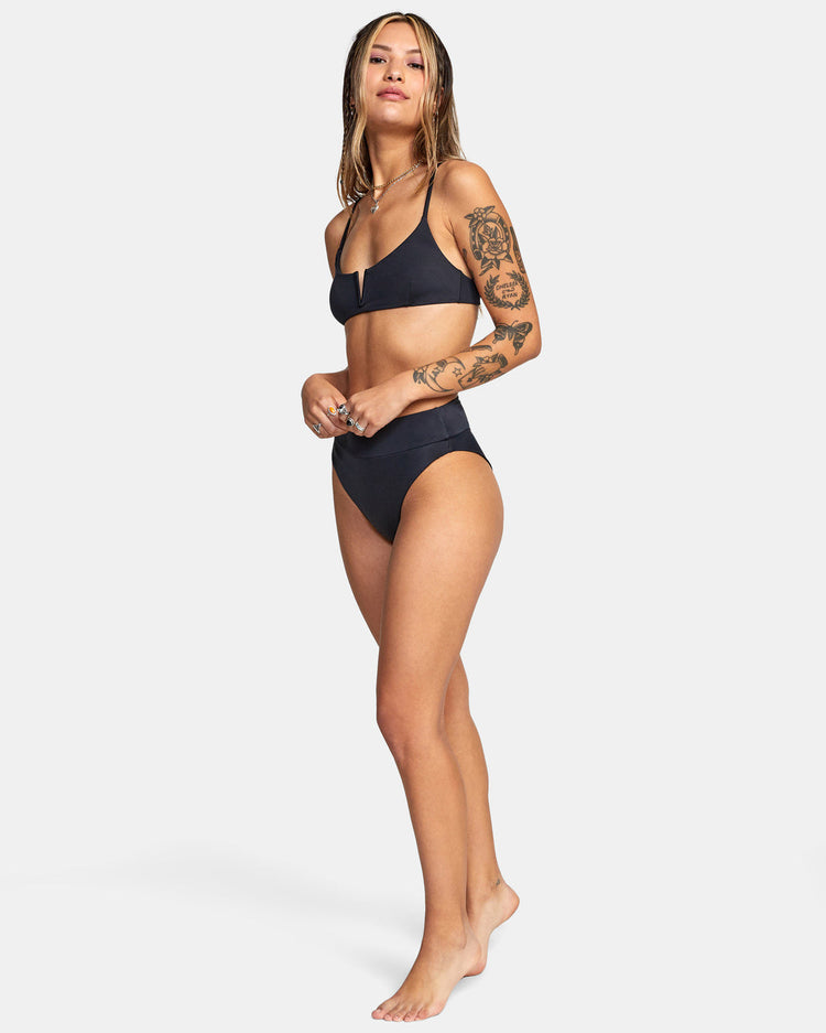 High-Rise Cheeky Bikini Bottoms - Black