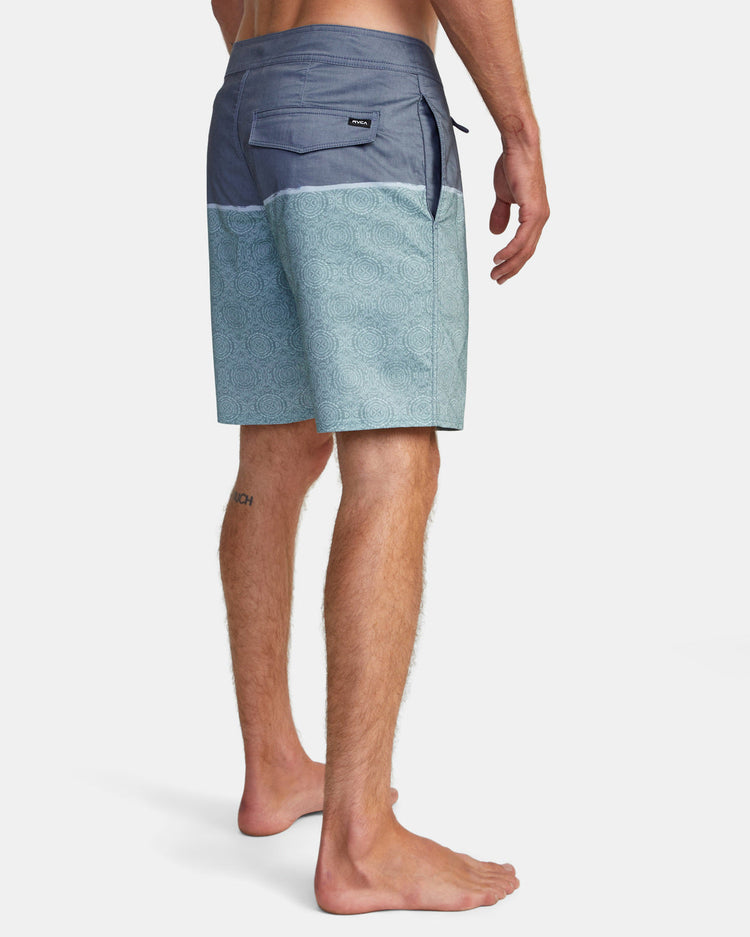 County Boardshorts 18" - Moody Blue