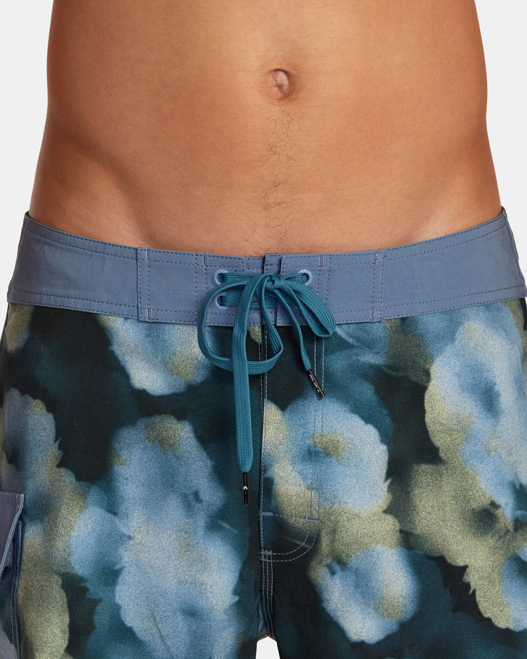 Eastern Boardshorts 20" - Industrial Blue