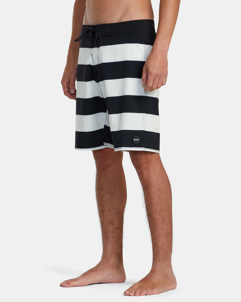 VA Boardshorts 19" - Black/White