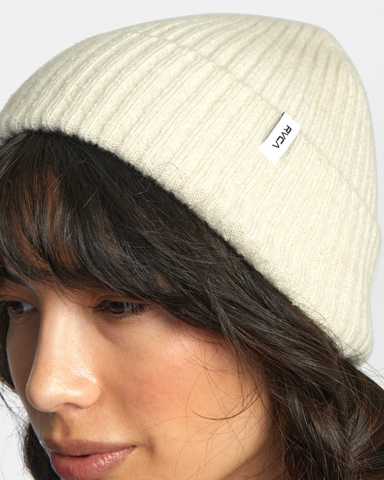 Warm Eyes Beanie - Latte