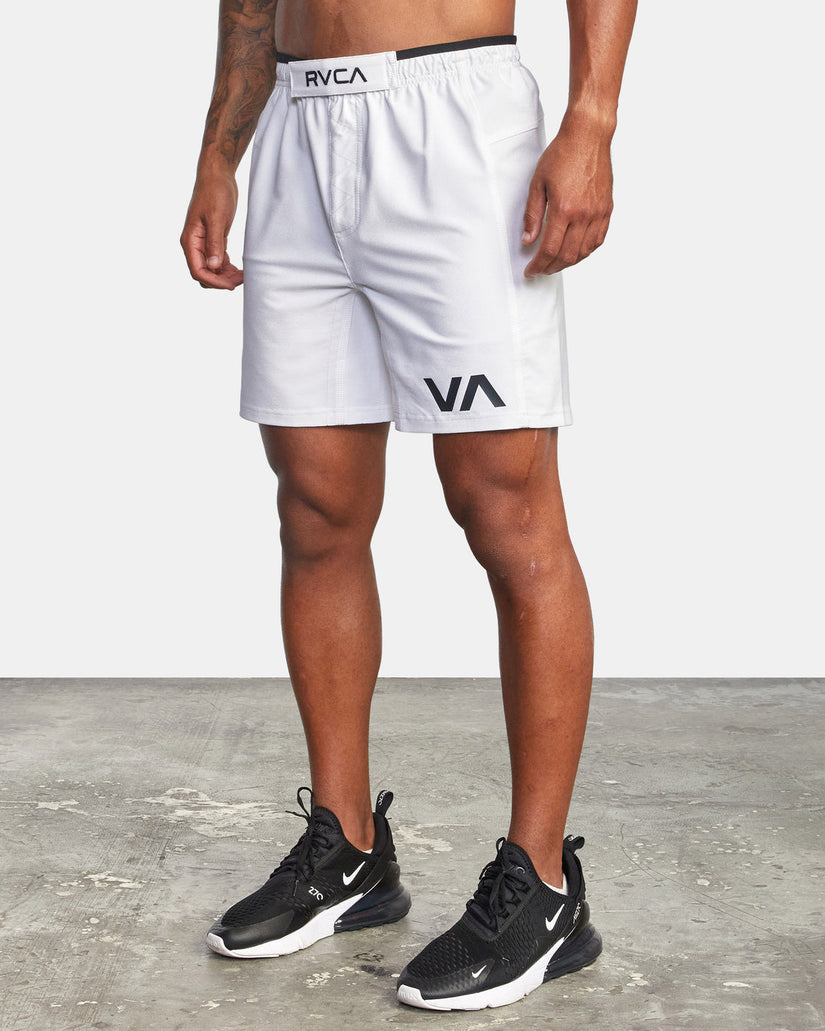 Grappler Elastic Waist Walkshorts 17" - White