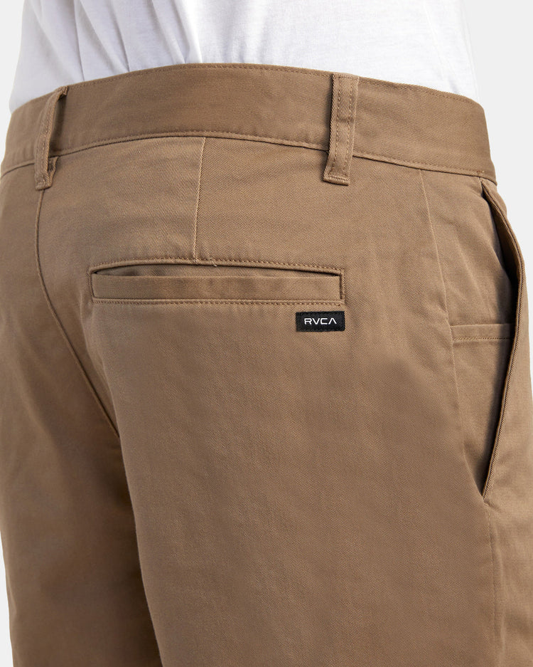 Weekend Stretch 20" Shorts - Dark Khaki