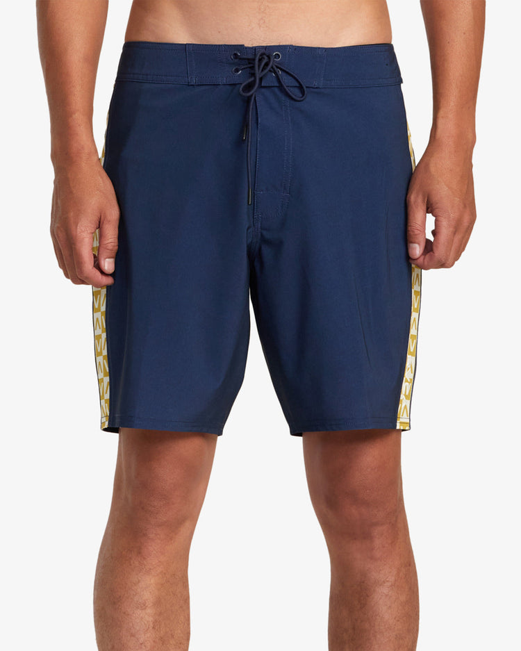 Apex Boardshorts 18" - Moody Blue