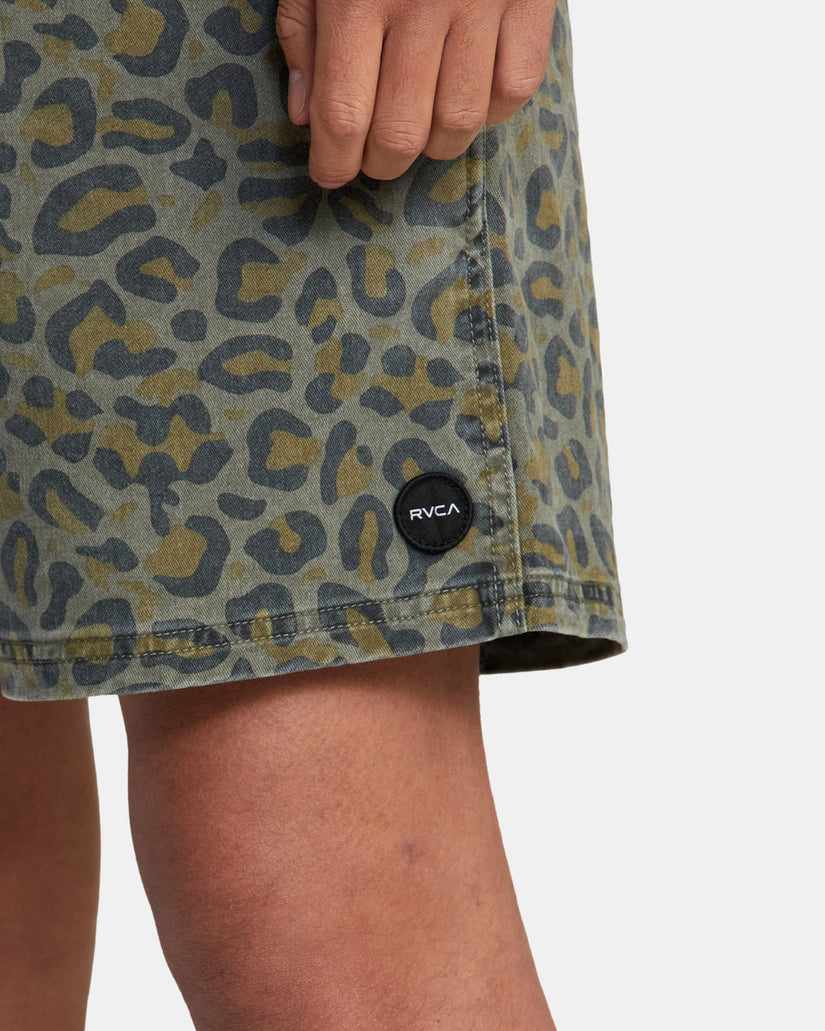 Escape Print Elastic Waist Walkshorts 17” - Aloe