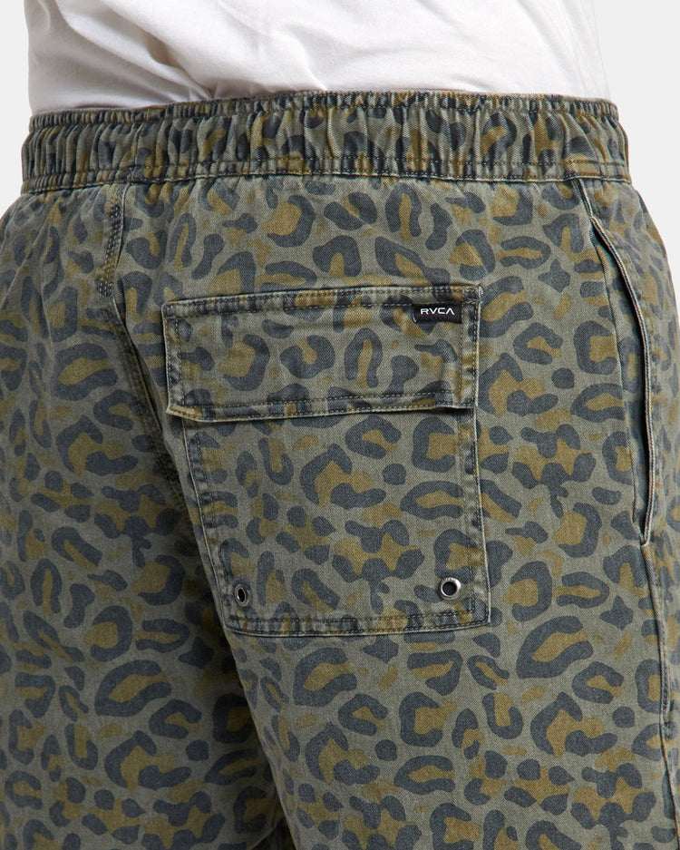 Escape Print Elastic Waist Walkshorts 17” - Aloe