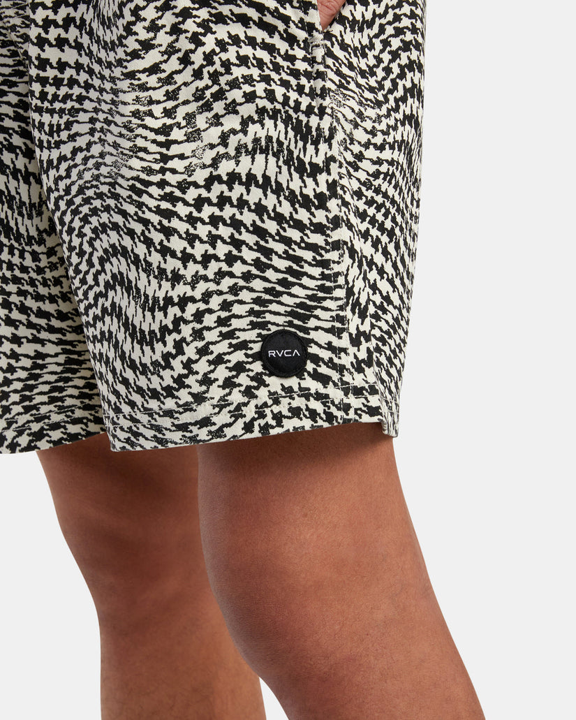 Escape Print Elastic Waist Walkshorts 17” - Black/White