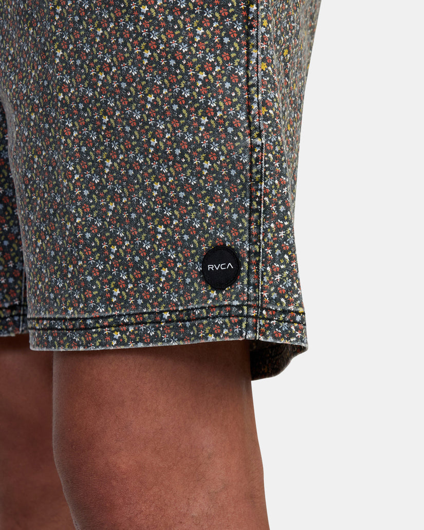 Escape Print Elastic Waist Walkshorts 17” - Bright Black