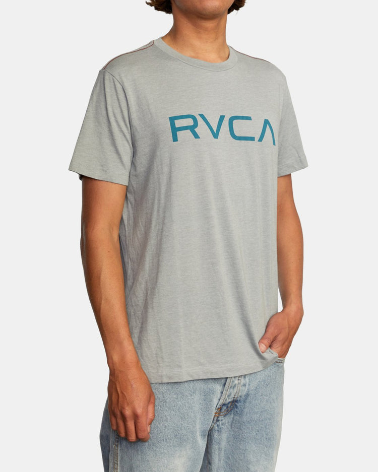 Big RVCA Tee - Monument