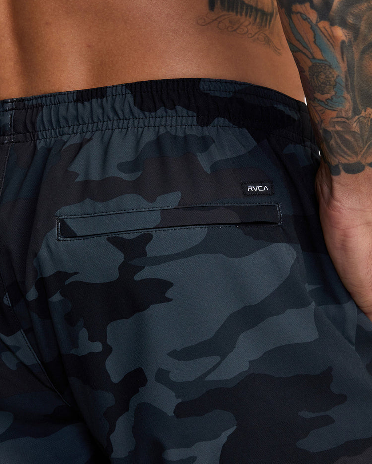 Yogger Stretch Elastic Waist Shorts 17" - Camo