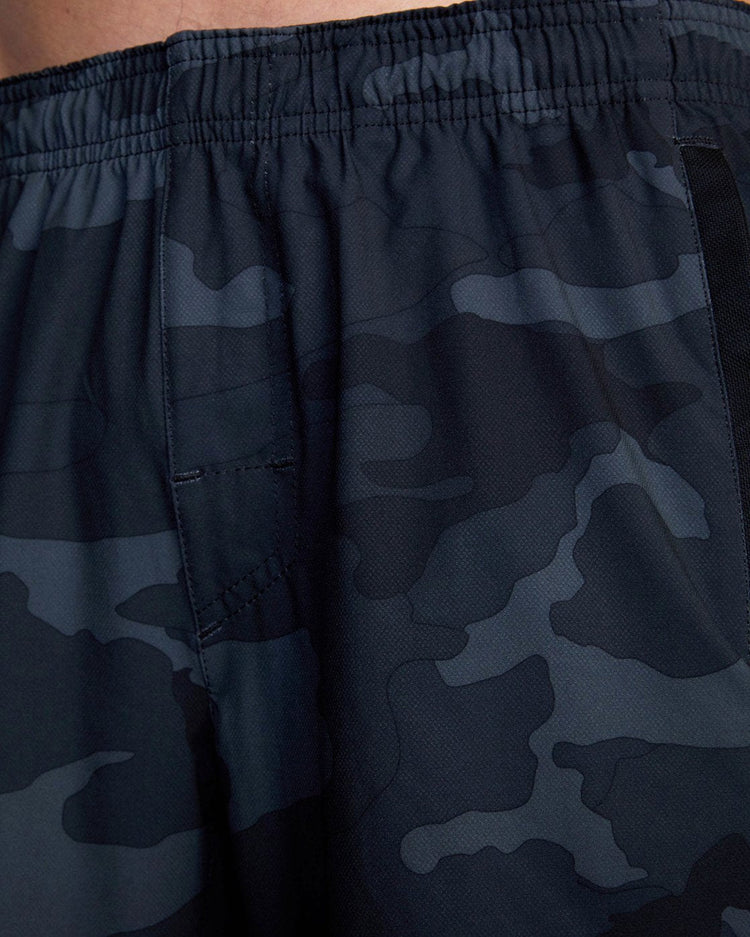 Yogger Stretch Elastic Waist Shorts 17" - Camo