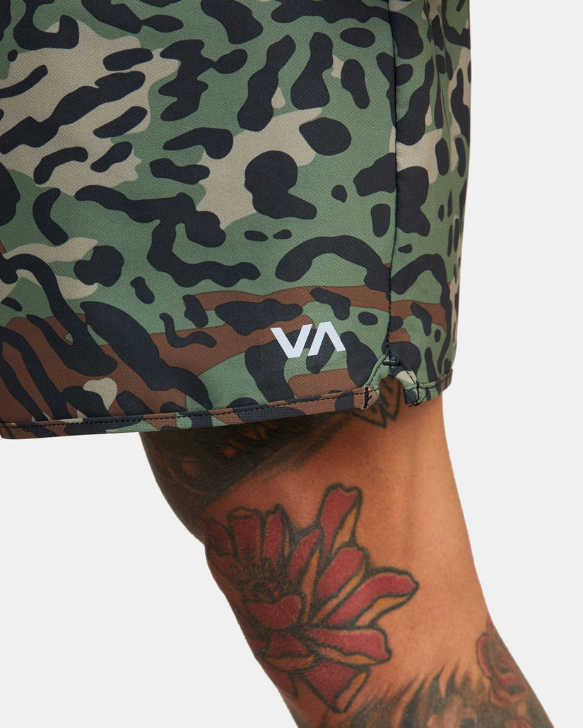 Yogger Stretch Elastic Waist Shorts 17" - Animal Camo