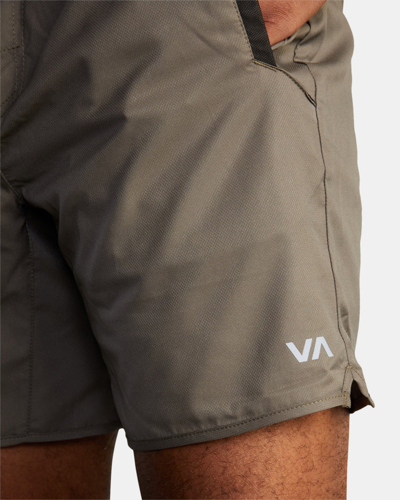 Yogger IV  Elastic Waist Shorts 17" - Mushroom