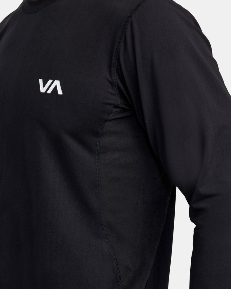 Sport Vent Long Sleeve Tee - Black