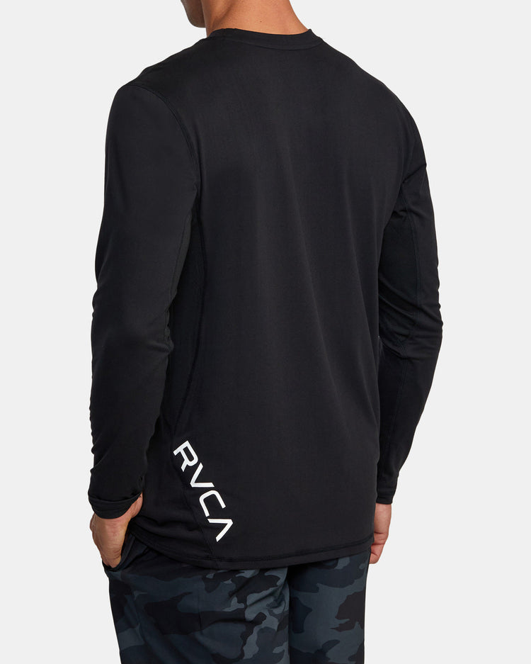 Sport Vent Long Sleeve Tee - Black